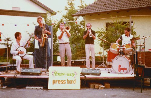 Die Anfänge der Band bei einem Straßenfest im Blütenweg am 15.08.1981